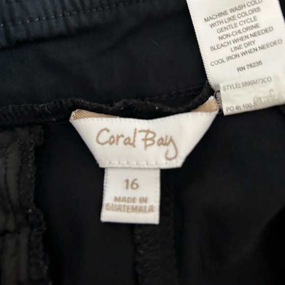 Gloria Vanderbilt Coral Bay Shorts Green Teal Black 16 - Picture 3 of 4